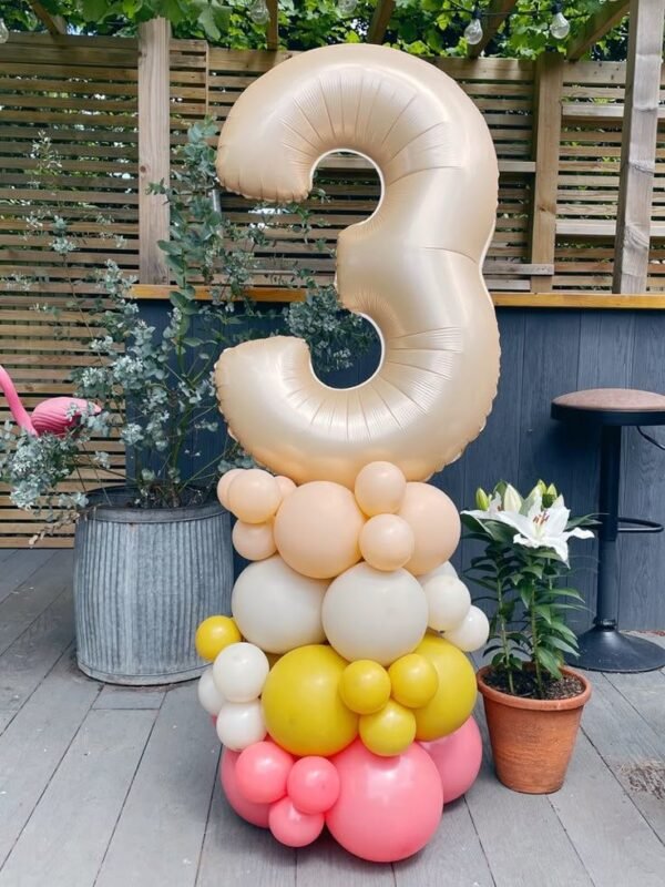 E 13